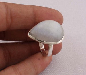 Wholesale 925 Sterling Silver Natural Rainbow <b>Moonstone</b> <b>Ring</b> Fire Blue Iridescent Gemstone <b>Ring</b> Jewelry Supplier Artisan - Product Image 1