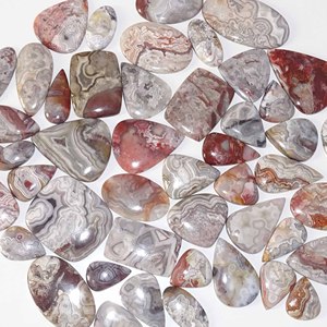 Lot de pierres précieuses naturelles en agate Crazy Lace, polies, aux couleurs changeantes, formes et tailles variées pour la fabrication de bijoux - Product Image 3