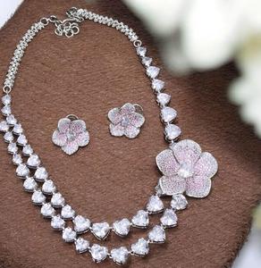 Impresionante conjunto de collar de circonita plateado de alta calidad con aretes, colección para bodas y fiestas para mujeres. - Product Image 2