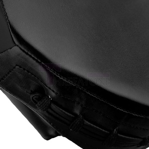 Protège-poignets de boxe en cuir courbé, mousse double couche pour absorption des chocs, soutien du poignet, ajustement réglable, pour le kickboxing, respirant en hiver - Product Image 5