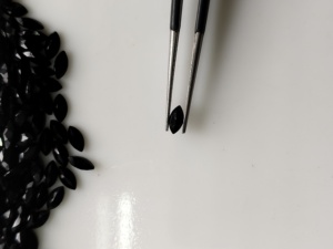 พลอยออนิกซ์สีดำธรรมชาติ รูปทรงมาร์คีส์ ขนาด 6x3 มม. คุณภาพดีที่สุด สำหรับทำเครื่องประดับ - Product Image 1