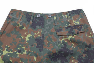 Los pantalones de camuflaje ligeros del uniforme alemán están diseñados para brindar comodidad en climas cálidos, son transpirables y fáciles de usar durante mucho tiempo. - Product Image 6