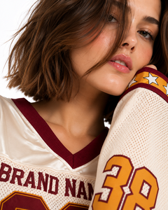 Maillot de football américain tendance pour femme, manches longues, coupe courte, style streetwear oversize en maille, vente en gros, fabrication OEM - Product Image 5