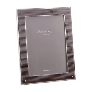 Durable Eco-Friendly Metal <b>Photo</b> <b>Frame</b> with Customizable Color and Detailed Engraving <b>for</b> Unique <b>Wall</b> Decor Modern - Product Image 6
