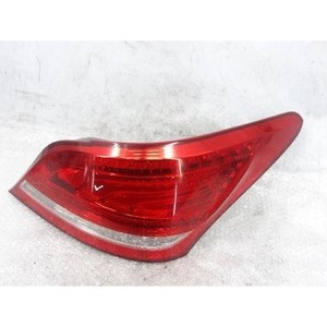 Feu arrière droit d'occasion Equus 924023N0 - Product Image 3