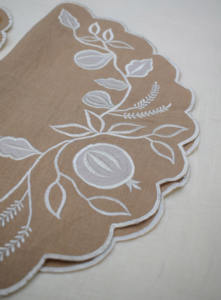Custom Embroidered Linen Napkin Scalloped Edge Natural Flax Linen <b>Table</b> Luxury Handmade <b>Dining</b> <b>Table</b> Linen Wedding Decoration - Product Image 4