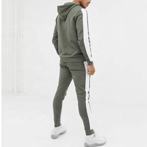 Chándal de dos piezas para hombre, traje de chándal ajustado en negro con rayas laterales blancas, para correr - Product Image 5