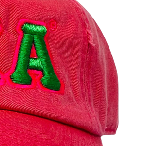 Gorra de Béisbol Ajustable de Algodón Lavado Estilo Vintage con Letra Bordada Verde y Efecto Desgastado Rosa Intenso AKA, Moda Casual - Product Image 6