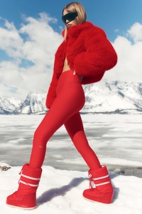 Ensemble de vêtements de sport pour femmes, haut court et leggings de yoga, de haute qualité, doux comme du beurre, populaires, à manches longues, pour la salle de sport et l'entraînement - Product Image 5