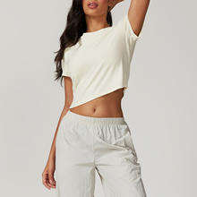 T-shirt court Y2K pour femme, sérigraphié, col rond, style décontracté, tendance, pour le fitness, vente en gros, haute qualité - Product Image 6