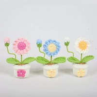 Mini marguerites tricotées à la main, petites fleurs en pot, décorations de bureau, accessoires intérieurs de voiture, vente en gros, mignonnes