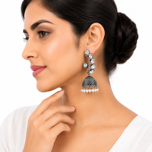 Pendientes Jhumka de Estilo Bohemio en Latón Plateado con Circonitas Corte Marquesa y Perlas de Imitación para Mujer, Ideales para Bodas - Product Image 2