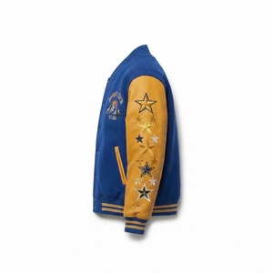Chaqueta Varsity de Materiales Mixtos, Cuerpo de Lana Original Premium, Mangas de Cuero Sintético, Dobladillo Acanalado, Prenda Exterior Personalizada de Estilo Urbano - Product Image 3