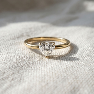 Bague de fiançailles solitaire en or 18 carats avec diamant de laboratoire taille cœur, bijoux de mariage pour femme - Product Image 3