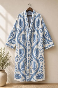 Bata de mujer con cuello en V, 100% algodón, reversible, con bordado floral azul, tipo kimono largo, con cinturón, para estar en casa o como ropa de descanso. - Product Image 3