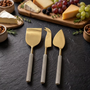 Ensemble de couteaux à fromage modernes avec manches élégants, outils de service réutilisables en acier inoxydable pour plateaux de fromages et dîners - Product Image 4
