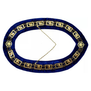 Collier de chevalier templier maçonnique en métal doré avec chaîne, doublure en velours bleu, tissu de haute qualité avec collier à chaîne personnalisé - Product Image 2
