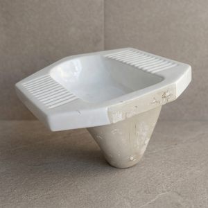 Inodoro de cerámica Vistaar Diamond GT Pan, sanitario oriental para constructores comerciales en África. - Product Image 2