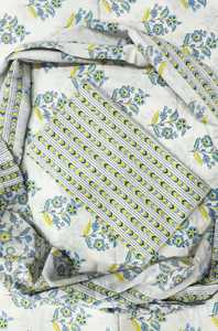 Tissu de robe Salwar Kameez en pur coton imprimé floral avec dupatta en mulmul, tissu de robe en coton non cousu - Product Image 3