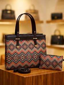 กระเป๋าโท้ทผ้าไหมอิคัทลายเพชรทำมือ พร้อมกระเป๋าใบเล็กเข้าชุด - Product Image 3
