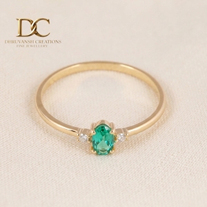 Nuevo Anillo Elegante de Oro Amarillo Sólido de 14 Quilates con Diamante Cultivado en Laboratorio Certificado por IGI y Esmeralda Colombiana para Mujer - Product Image 2