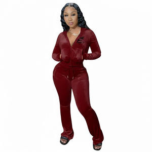 Conjunto de Dos Piezas en Oferta, Chándal Corto con Capucha 100% Algodón, Ropa Sostenible para Mujer, Chándal Corto para Mujer - Product Image 6