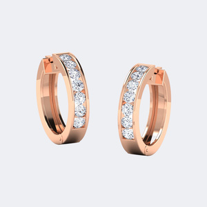 Pendientes de aro anchos tipo Huggie con engaste de canal, de oro de 10k, con circonitas cultivadas en laboratorio de corte brillante redondo de 2.05 CTW, certificados - Product Image 3