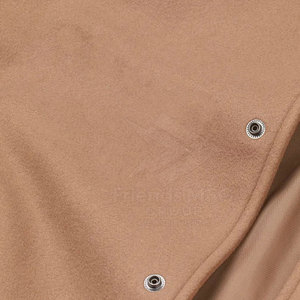 Veste universitaire classique pour homme, col montant, logo sur le devant, mélange coton/laine écologique, légère, respirante, coupe décontractée - Product Image 6
