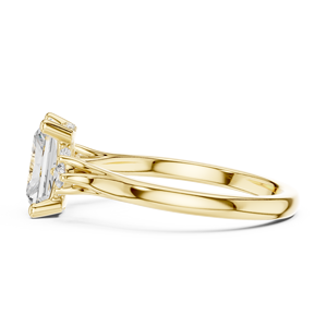 Bague Solitaire Élégante en Or Jaune Taille Émeraude, Bijoux de Mariage et de Fiançailles de Luxe, Bagues de Mode Personnalisées en Gros pour Femmes - Product Image 4