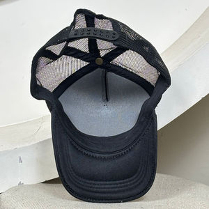 หมวกทรงทรัคเกอร์สไตล์ตะวันตกสำหรับทุกเพศ ปีกหนังแท้แกะสลักด้วยมือ พร้อมแผ่นหนังวัว ปรับขนาดได้ด้วยตาข่ายด้านหลัง เหมาะสำหรับแฟชั่นลำลอง - Product Image 6