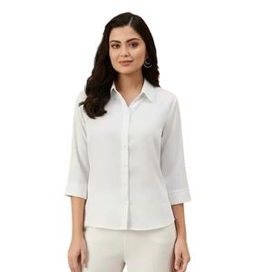 Camisa de Mujer de Punto Simple con Botones y Manga 3/4, 100% Algodón, Corte Ajustado, Blusa de Oficina con Logotipo Frontal - Product Image 3