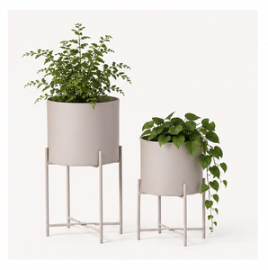 Jardinière en métal minimaliste avec support sur pied haut, pot de fleurs en fer de luxe pour la décoration intérieure moderne, hôtels et salons - Product Image 6