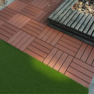 Set di 44 Piastrelle Incastrabili in Plastica 30x30 cm, Impermeabili per Patio, Adatte per Uso Interno ed Esterno - Product Image 1