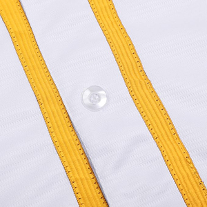 เสื้อเบสบอลแบบใหม่มาใหม่ ทรงยูนิเซ็กซ์ สีขาว แต่งแขนเสื้อสีชมพูและสีน้ำเงิน ขอบสีเหลือง ติดกระดุมด้านหน้า แขนสั้น - Product Image 5