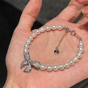 Vente en gros de pendentifs en perles blanches naturelles de 12-13 mm, lumière froide, grande quantité de colliers en cristal ronds en vrac - Product Image 3