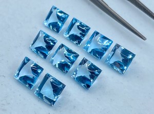 Topacio Azul Cielo Cuadrado Pulido, Gema Suelta, Tamaños Surtidos de 6mm a 10mm, Lote Calibrado para Fabricación de Joyería - Product Image 2