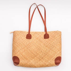 Bolso tote tejido a mano con estampado artístico de girasoles – Bolso tote informal estilo vintage y bohemio / Trapezoid Sedge Grass - Product Image 6