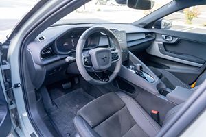 Voiture d'occasion en bon état, Polestar 2 Dual Motor Performance BST Edition 230, modèle 2023, prête à être expédiée - Product Image 2