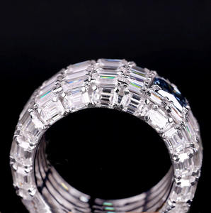 Anillo de Eternidad con Esmeralda Helada para Hombre y Mujer, Zafiro Azul Corte Radiante, Plata de Ley 925 con Baño de Rodio, Anillos de Compromiso y Boda - Product Image 5