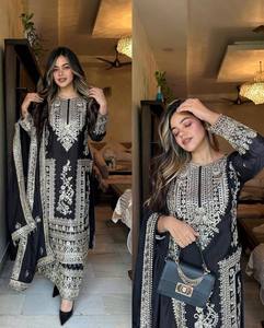 Salwar Kameez Morado Bordado con Hilo Dorado, Traje Tradicional para Mujer, India, Pakistán, Boda, Largo hasta el Tobillo, Corte Regular - Product Image 6