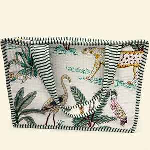 Elegante y Resistente Maletín Coreano para Portátil de Negocios |   Bolsa de Oficina Profesional Ligera y Ecológica |   Funda para portátil para el trabajo diario - Product Image 4