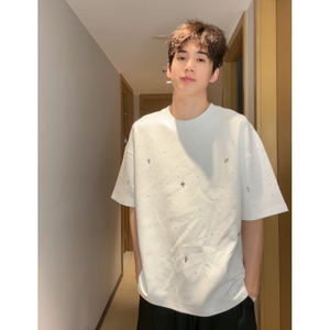T-shirt blanc surdimensionné pour homme avec imprimé à pois scintillants, manches courtes, col rond, jersey décontracté en coton respirant, nouveau design - Product Image 4