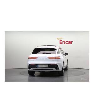 Genesis GV70 2.5T AWD Essence SUV 2024 avec boîte de vitesses automatique, sièges en cuir, caméra arrière, 36 589 km, conduite à gauche - Product Image 4