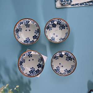 Bol à soupe en porcelaine côtelée à motif floral moderne, ensemble de 4, compatible micro-ondes, avec caractéristiques écologiques - Product Image 2