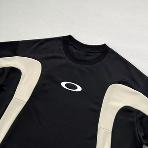 Sudadera con Capucha Negra de Manga Larga para Hombre con Ribete en Contraste, Estilo Casual, Corte Regular, Ropa de Algodón Tejido - Product Image 5