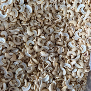 Wholesale Cheap Kaju Cashew <b>Nuts</b> SANTIGO <b>Nuts</b> <b>Kernels</b> Broken Kaju Customized Cutting Size - Product Image 1