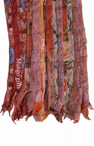 Lot en gros de foulards, bandeaux et textiles vintage en soie indienne Sari Saree, patchwork, style bohème gypsy, Mango Gift, pour la mode bohème et l'art textile - Product Image 5
