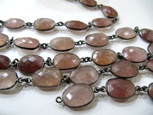 Quartz Fraise Naturel Forme Libre Irrégulière Taille 11 à 15 mm Briolette Facettée Connecteur à Sertir Chaîne Vendue au Mètre - Product Image 6