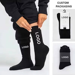Calcetines deportivos antideslizantes de rizo para adulto, con logotipo de diseñador, al por mayor, de caña media, con suela engrosada, para hombre, personalizados, con agarre, para fútbol, de secado rápido, para primavera. - Product Image 1