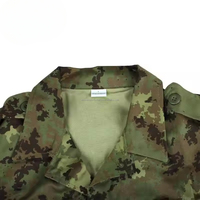 Prêt à expédier en gros uniforme de camouflage tactique pour l'entraînement Trekking bataille assaut chaud imperméable respirant caractéristiques